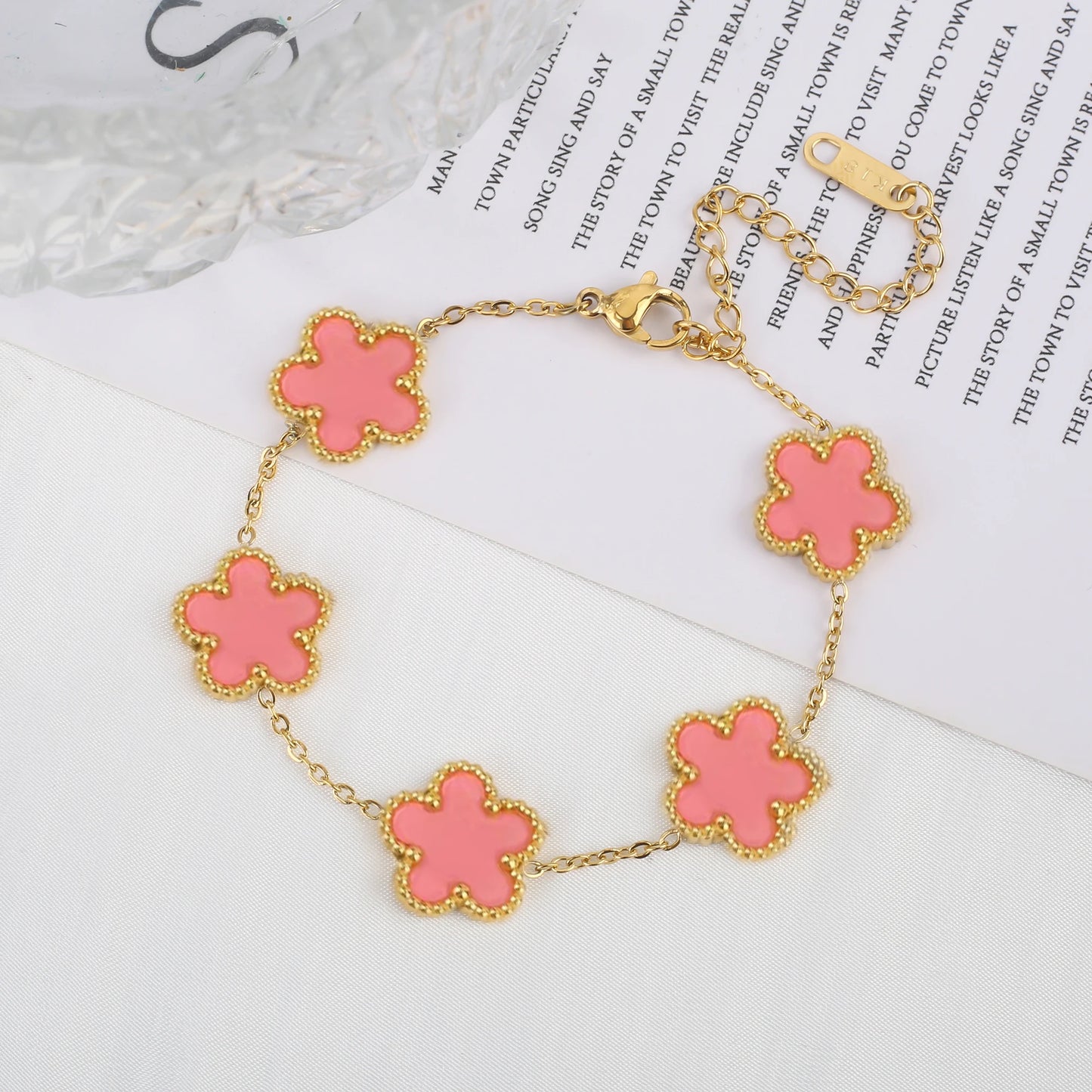 LuxeClover™ – Pulsera de acero inoxidable de cinco hojas para mujer 