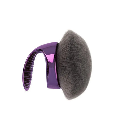 VelvaGlow™ – Brosse professionnelle pour le maquillage et le corps à tête champignon 