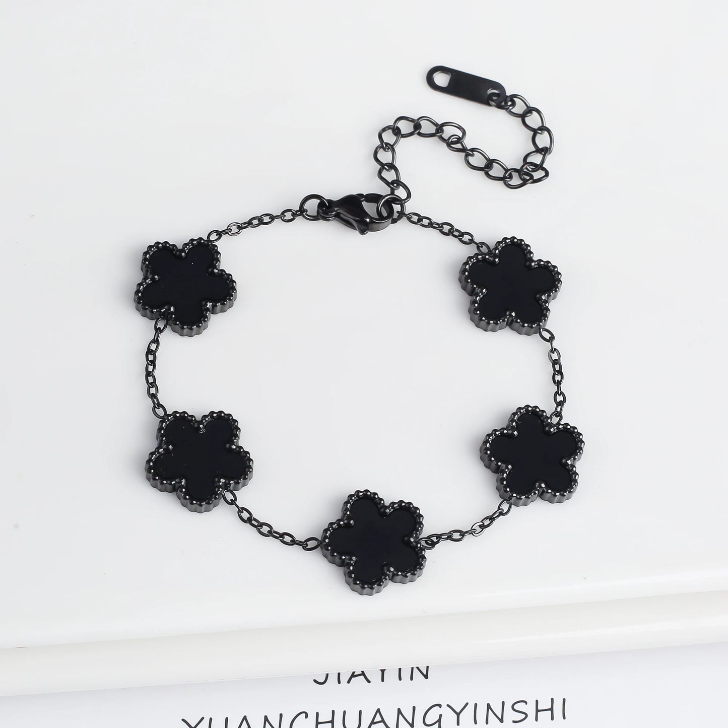 LuxeClover™ – Pulsera de acero inoxidable de cinco hojas para mujer 