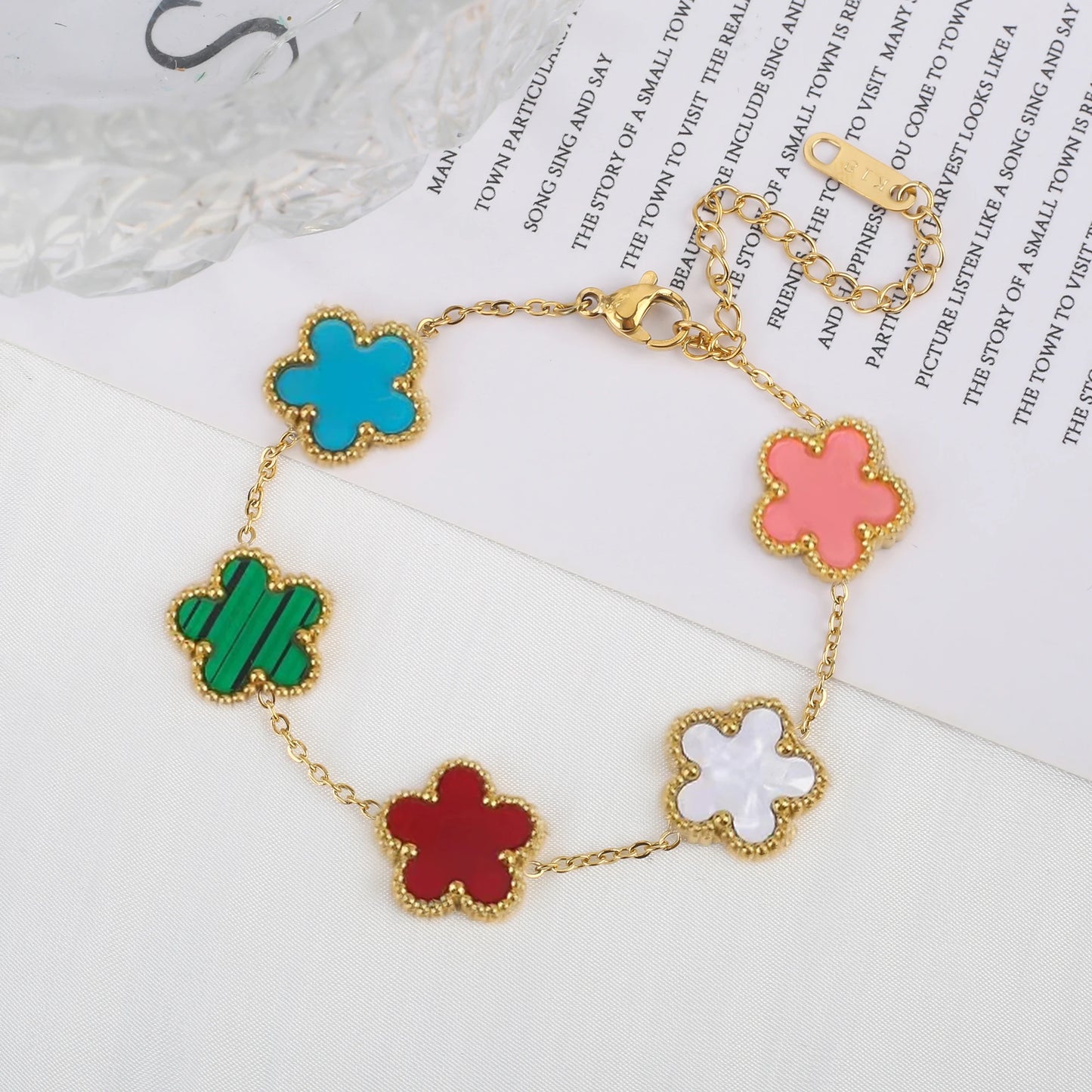 LuxeClover™ – Pulsera de acero inoxidable de cinco hojas para mujer 